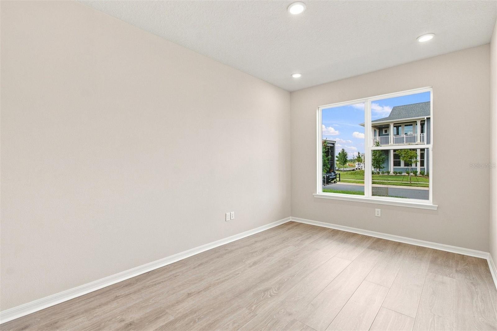 14975 Sirleaf Dr Property Photo 14