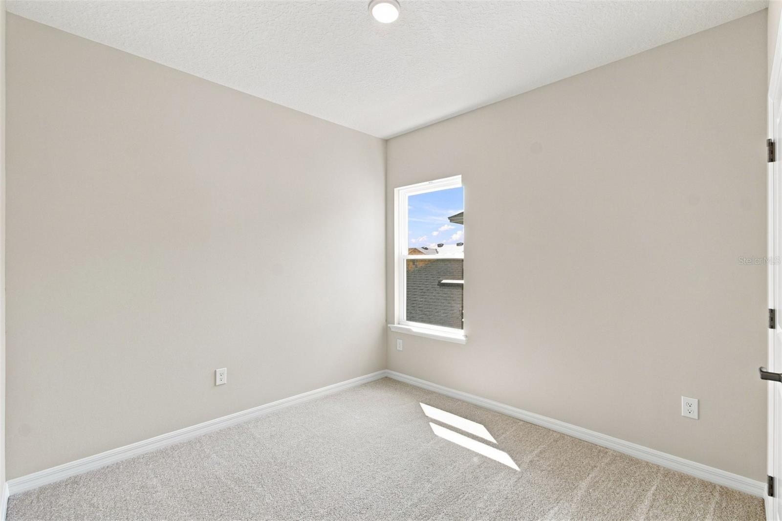 14975 Sirleaf Dr Property Photo 24