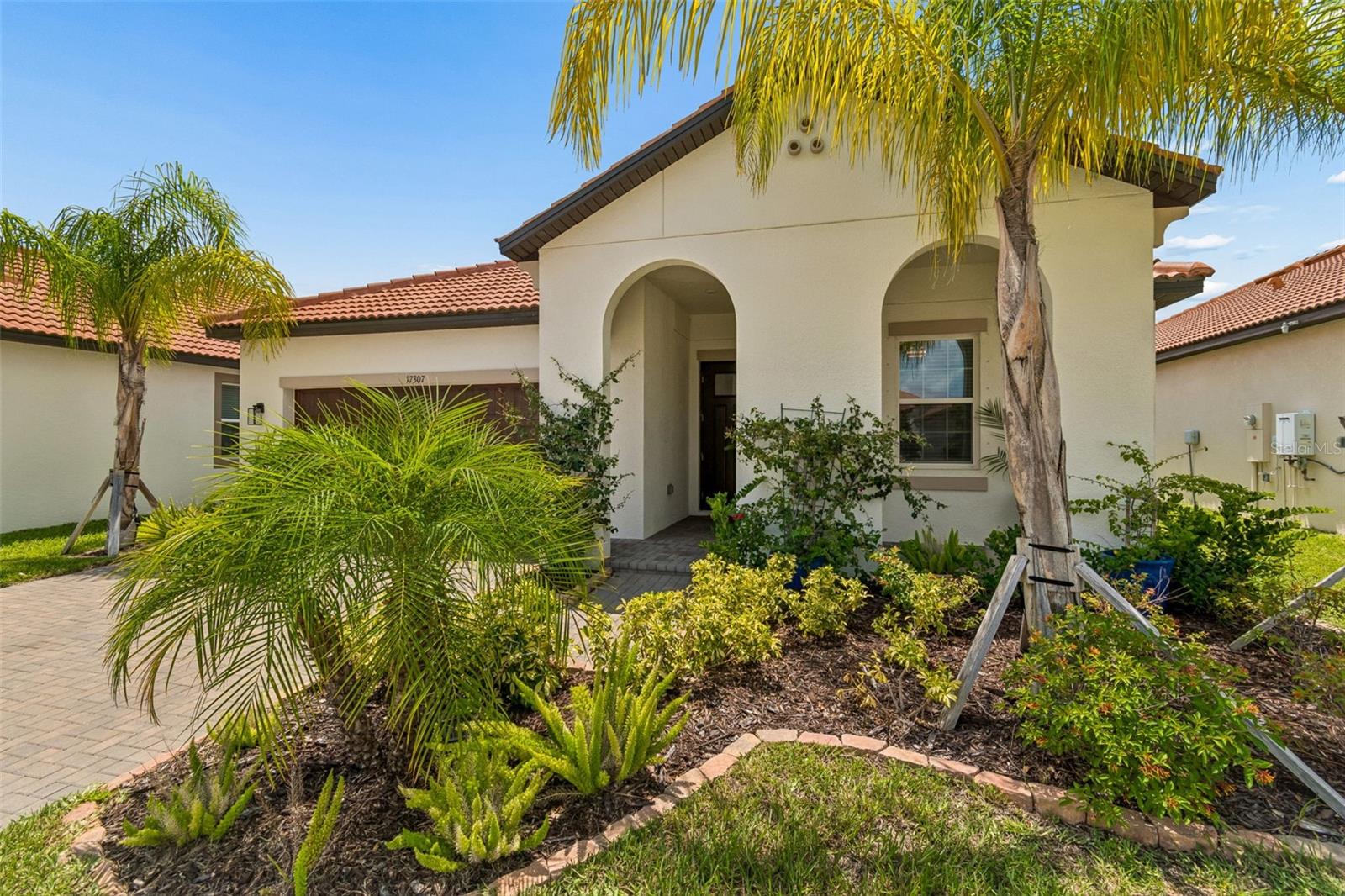 17307 Blue Walk St Property Photo 5