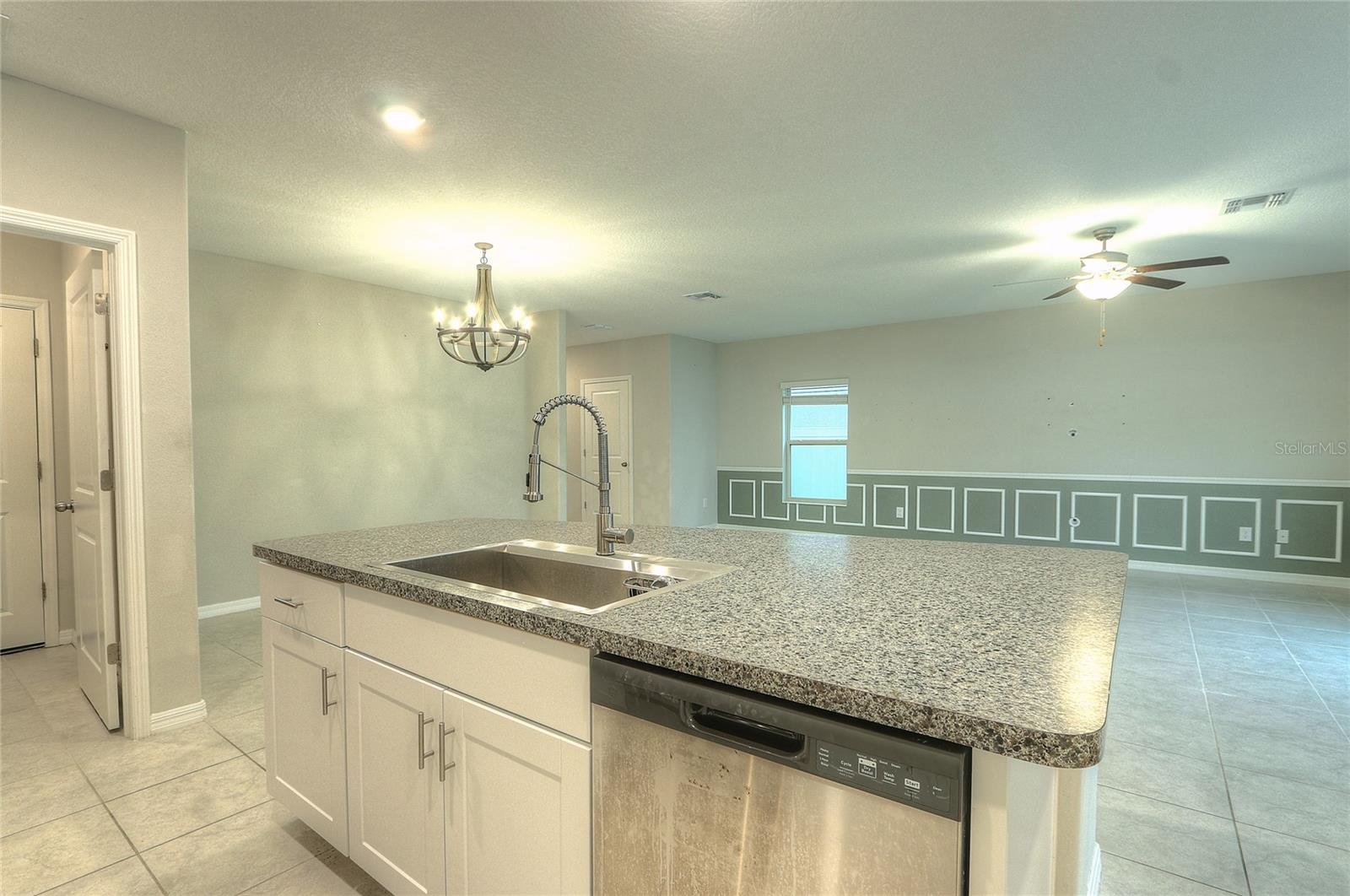 7217 Ronnie Gardens Ct Property Photo 4