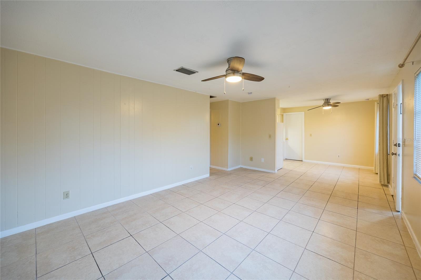 400 S Meteor Ave Property Photo 5