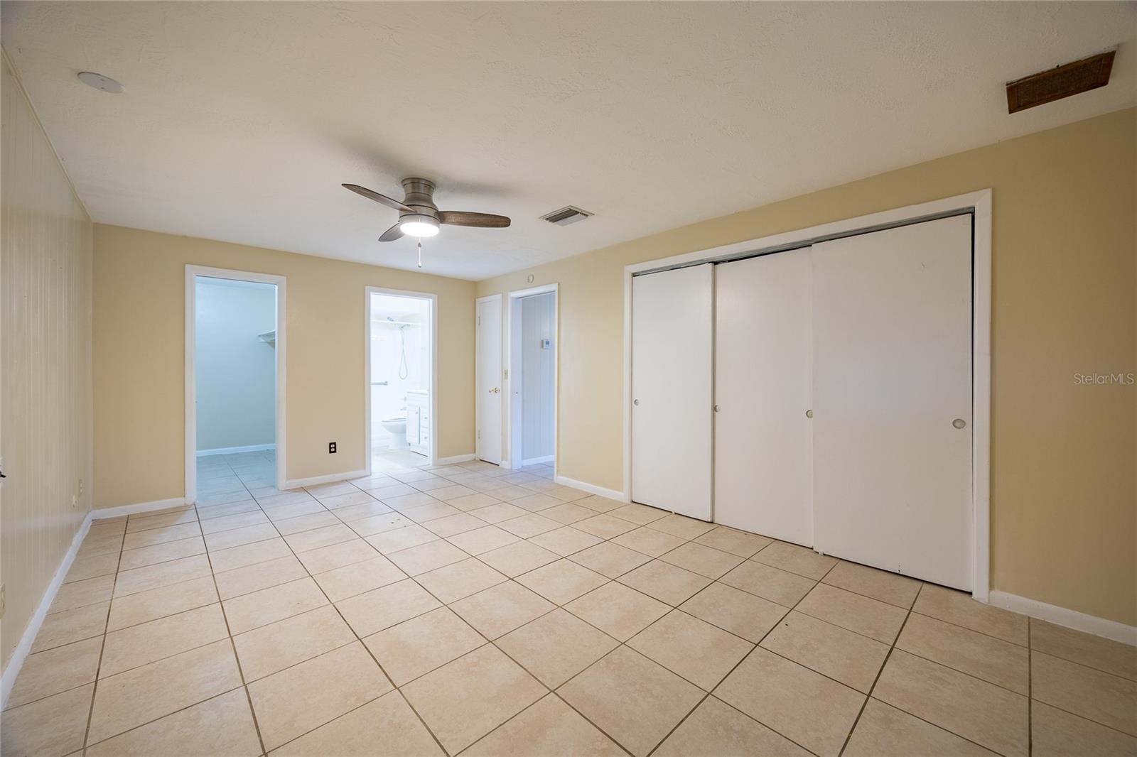 400 S Meteor Ave Property Photo 12