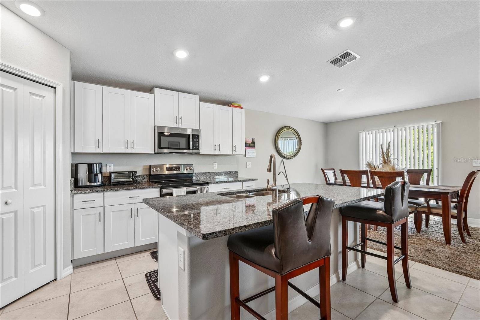 1461 Golden Glow Dr Property Photo 10