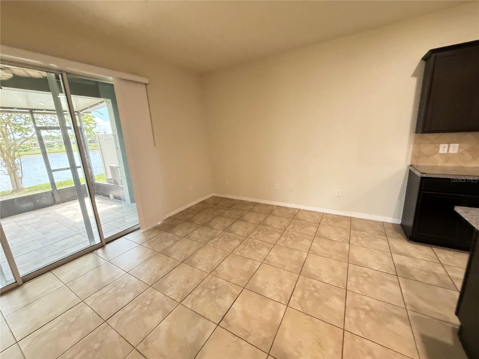 9154 Hillcroft Dr Property Photo 13