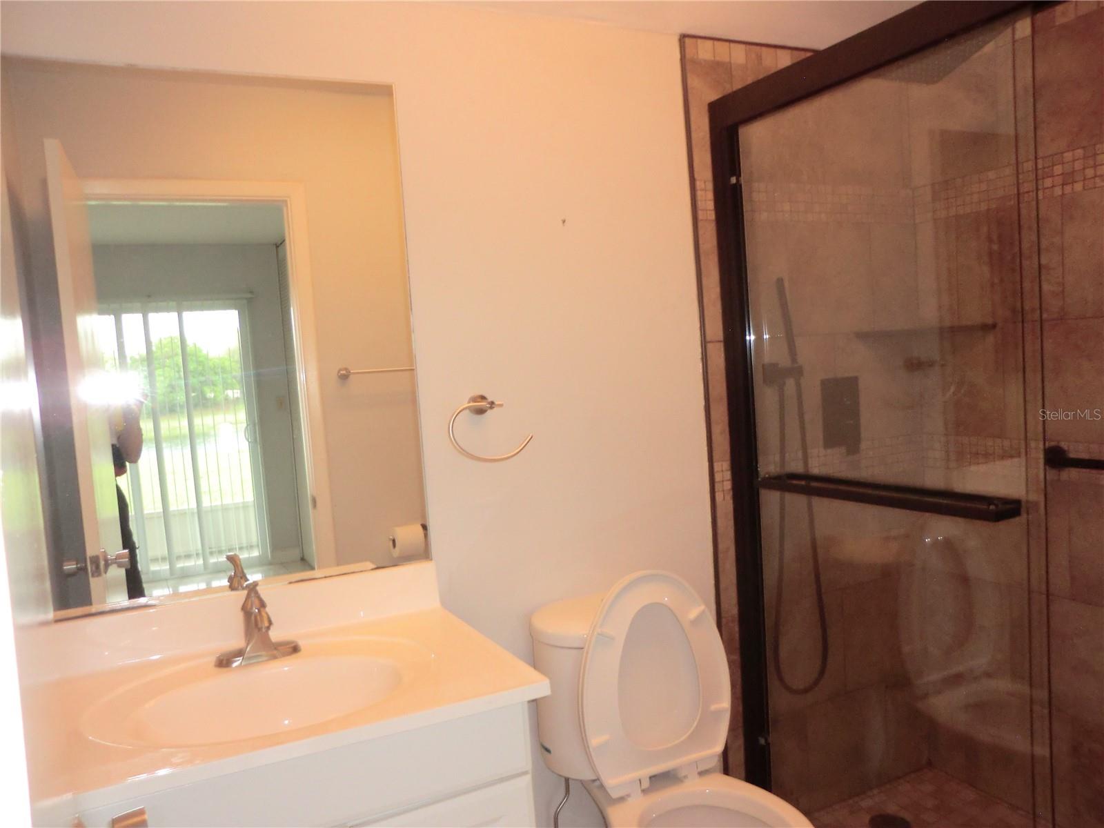 201 Kings Blvd #15 Property Photo 12