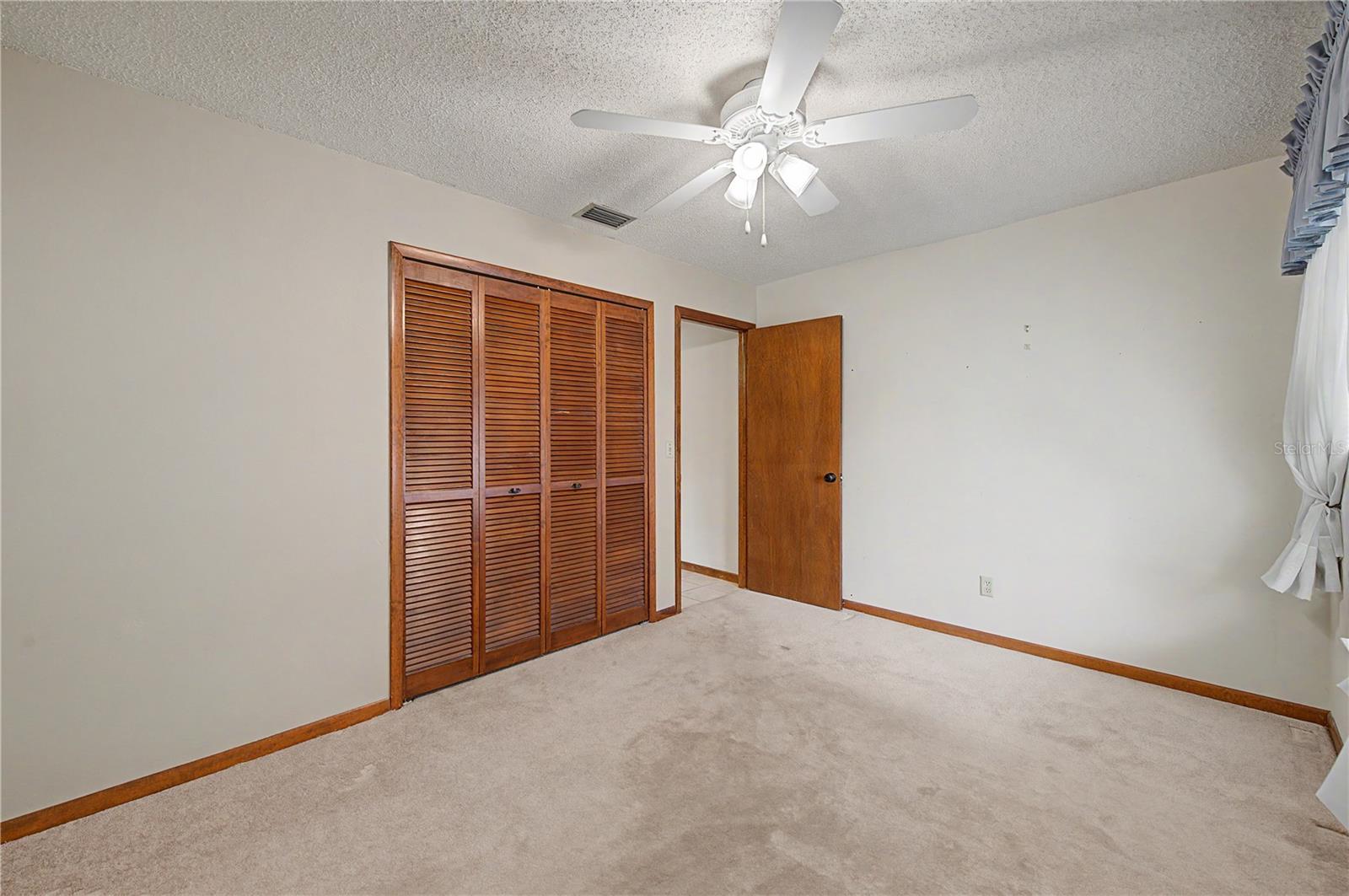901 Tarawood Ln Property Photo 10