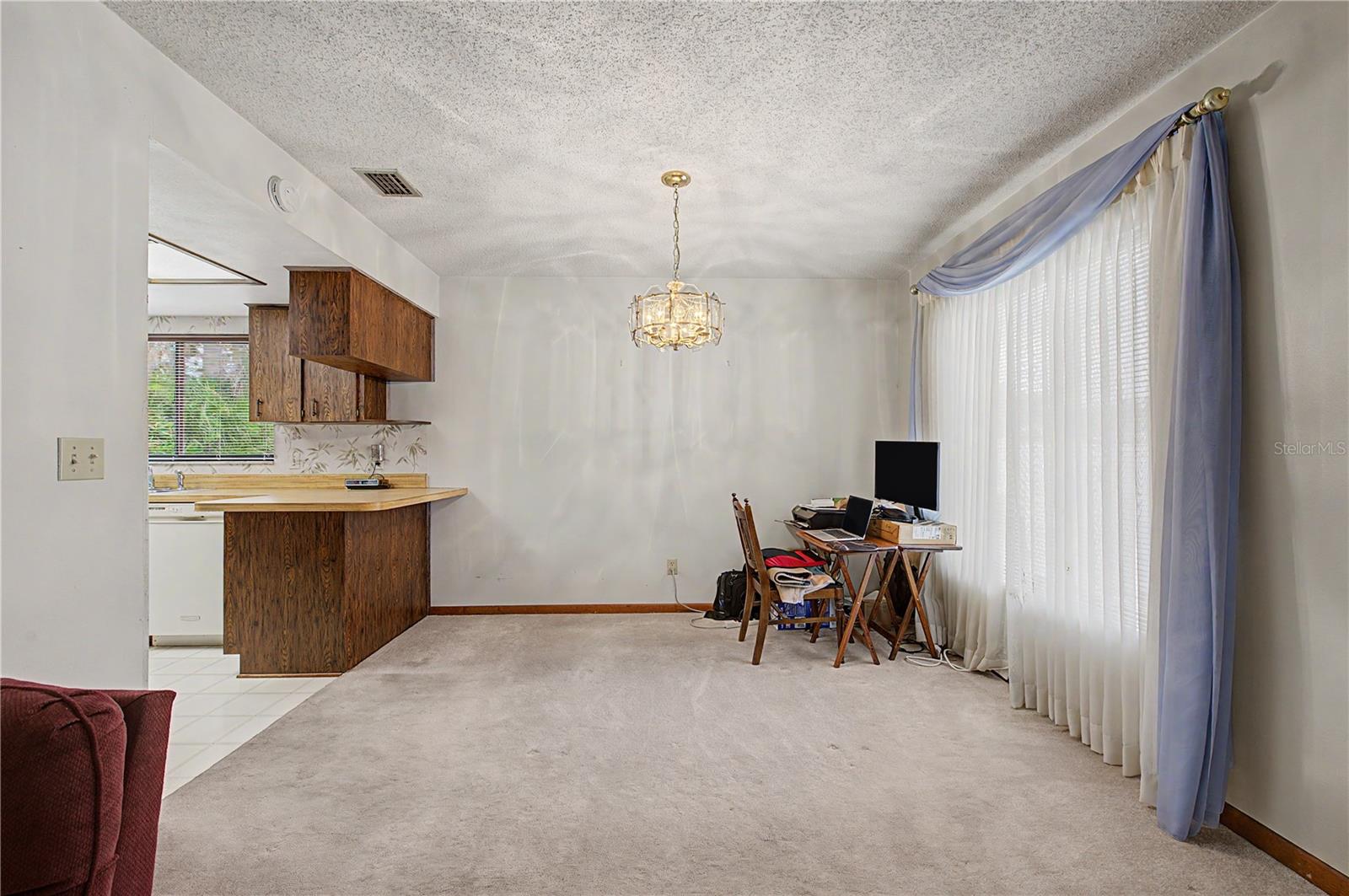 901 Tarawood Ln Property Photo 18