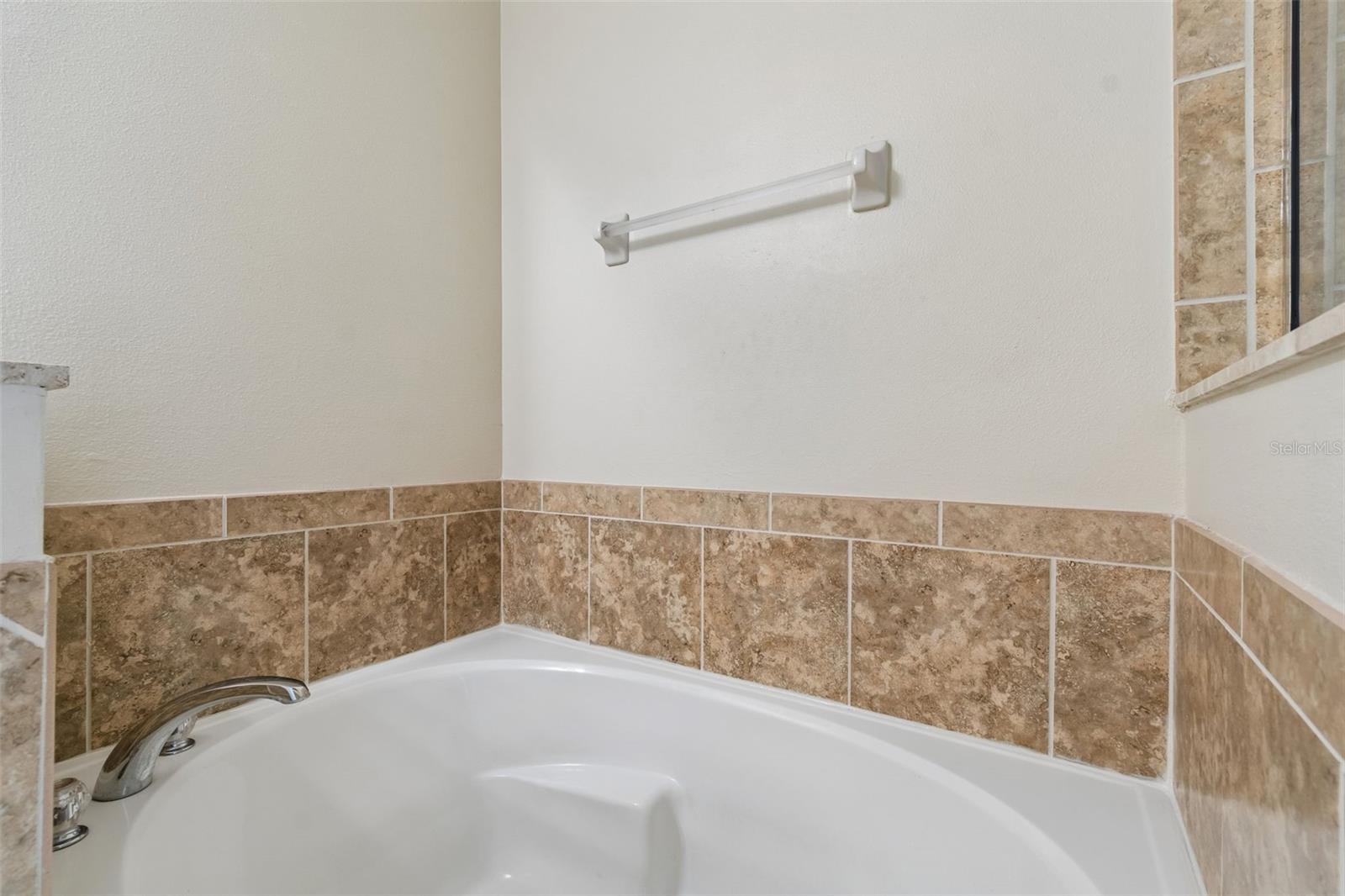 20112 Indian Rosewood Dr Property Photo 40