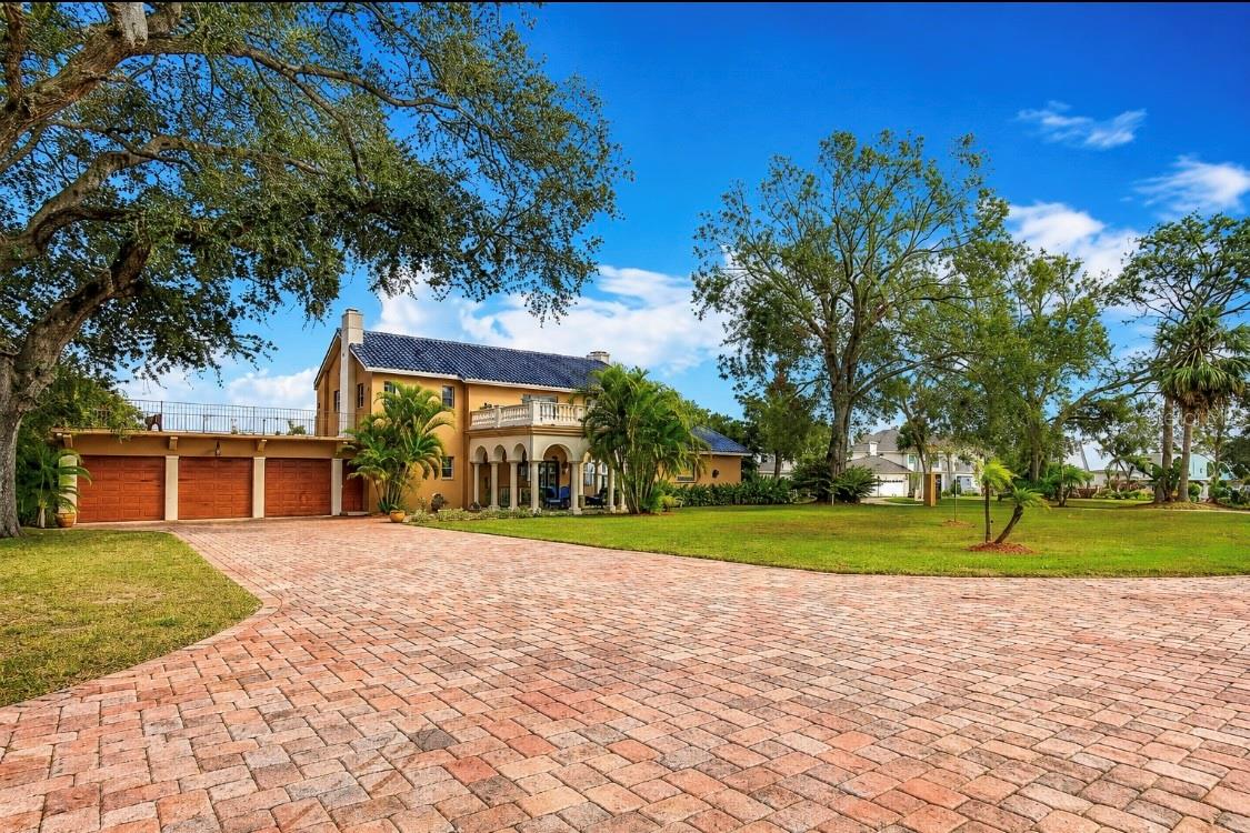 4929 N River Shore Dr Property Photo 11