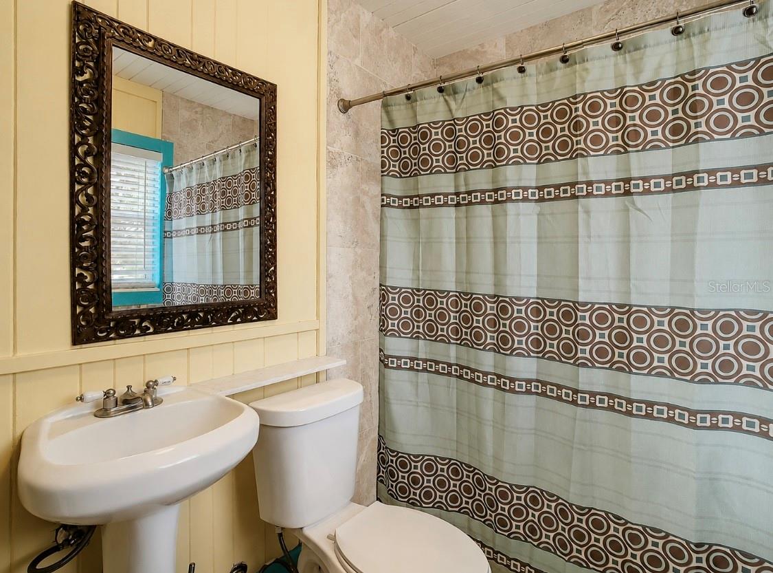 4929 N River Shore Dr Property Photo 58