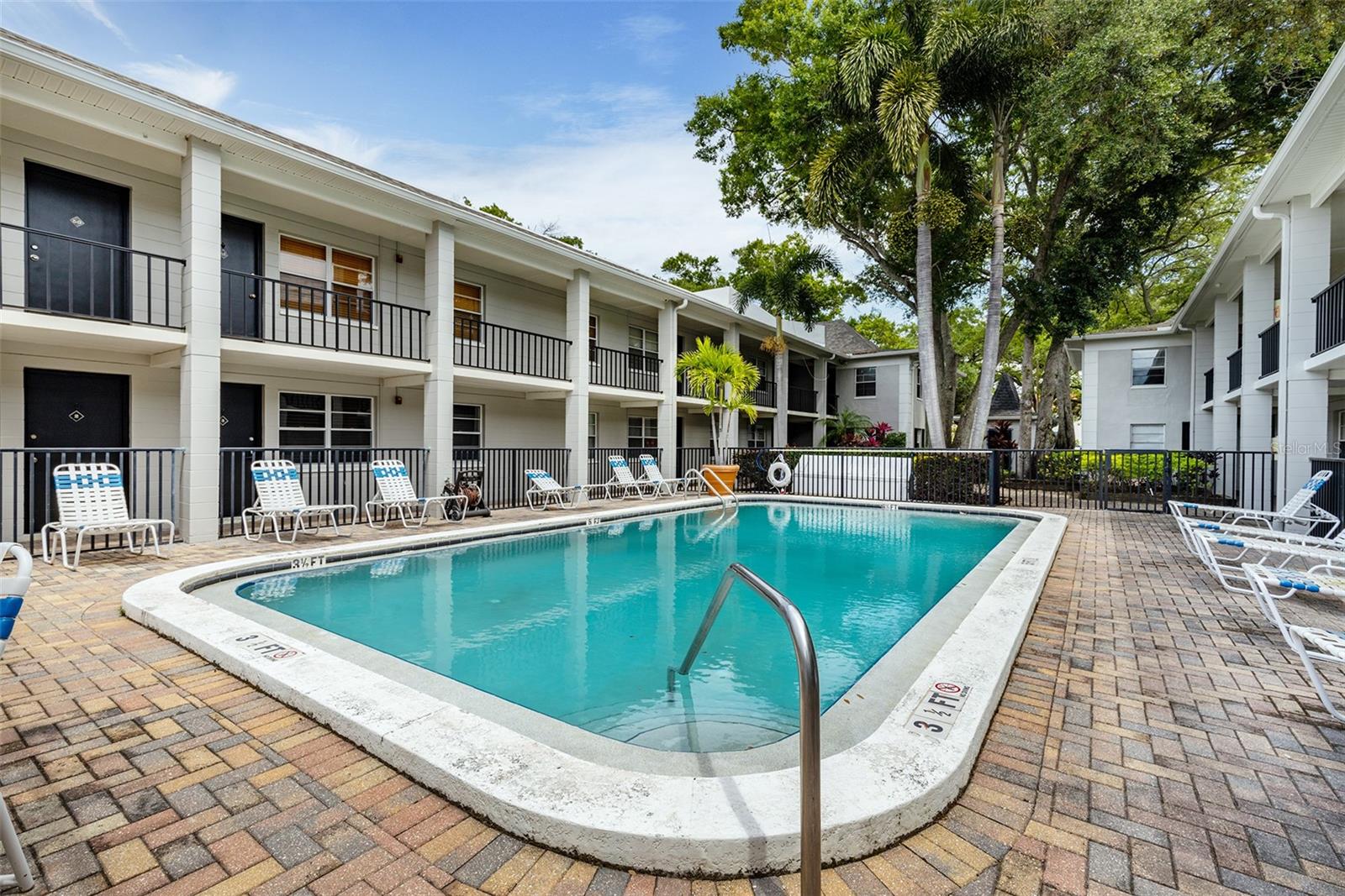 5221 Bayshore Blvd #11 Property Photo 9