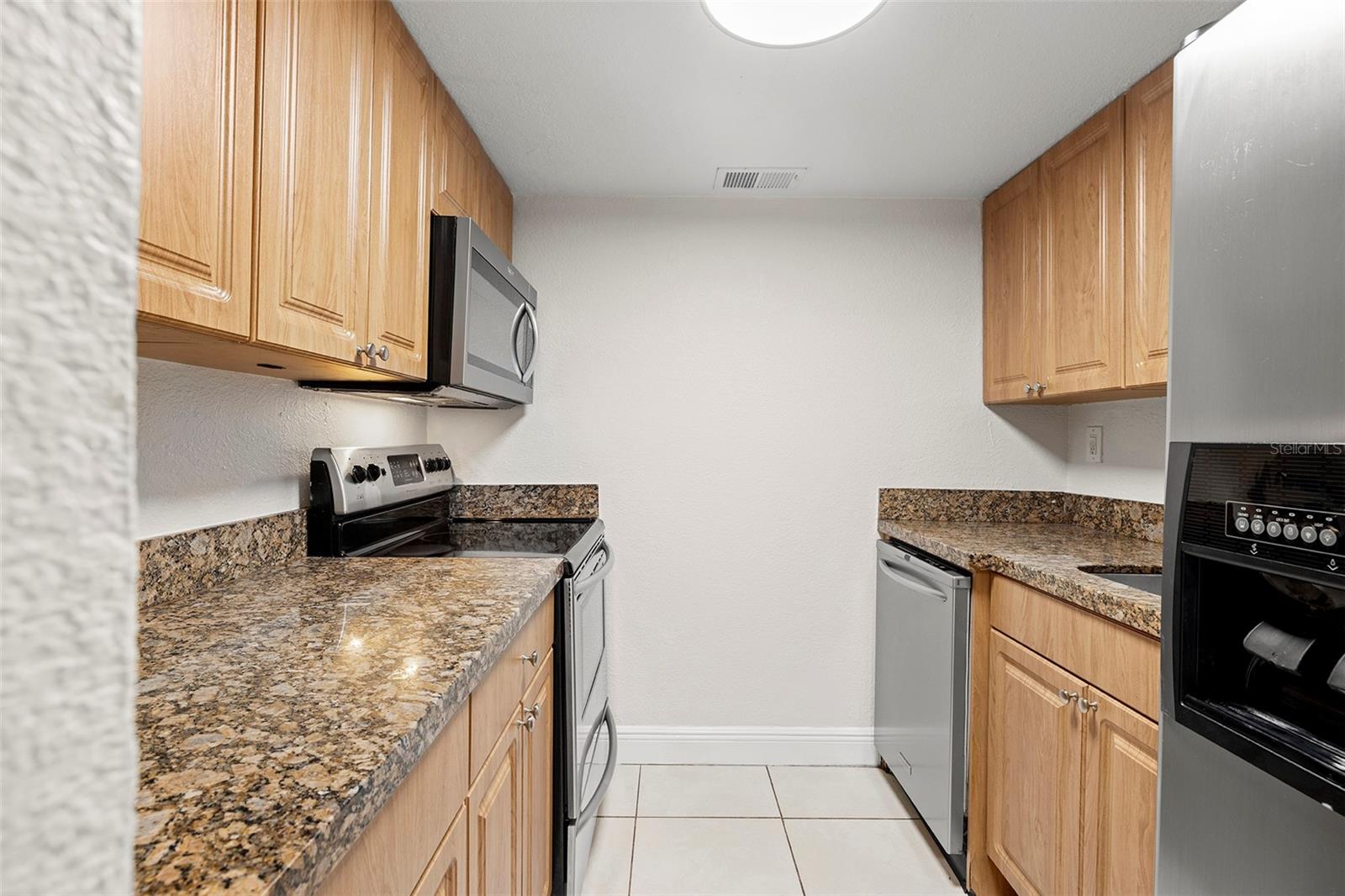 5221 Bayshore Blvd #11 Property Photo 23