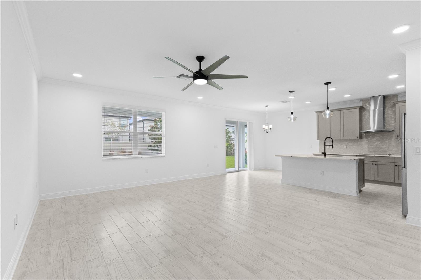 7421 Notched Pine Bnd Property Photo 8