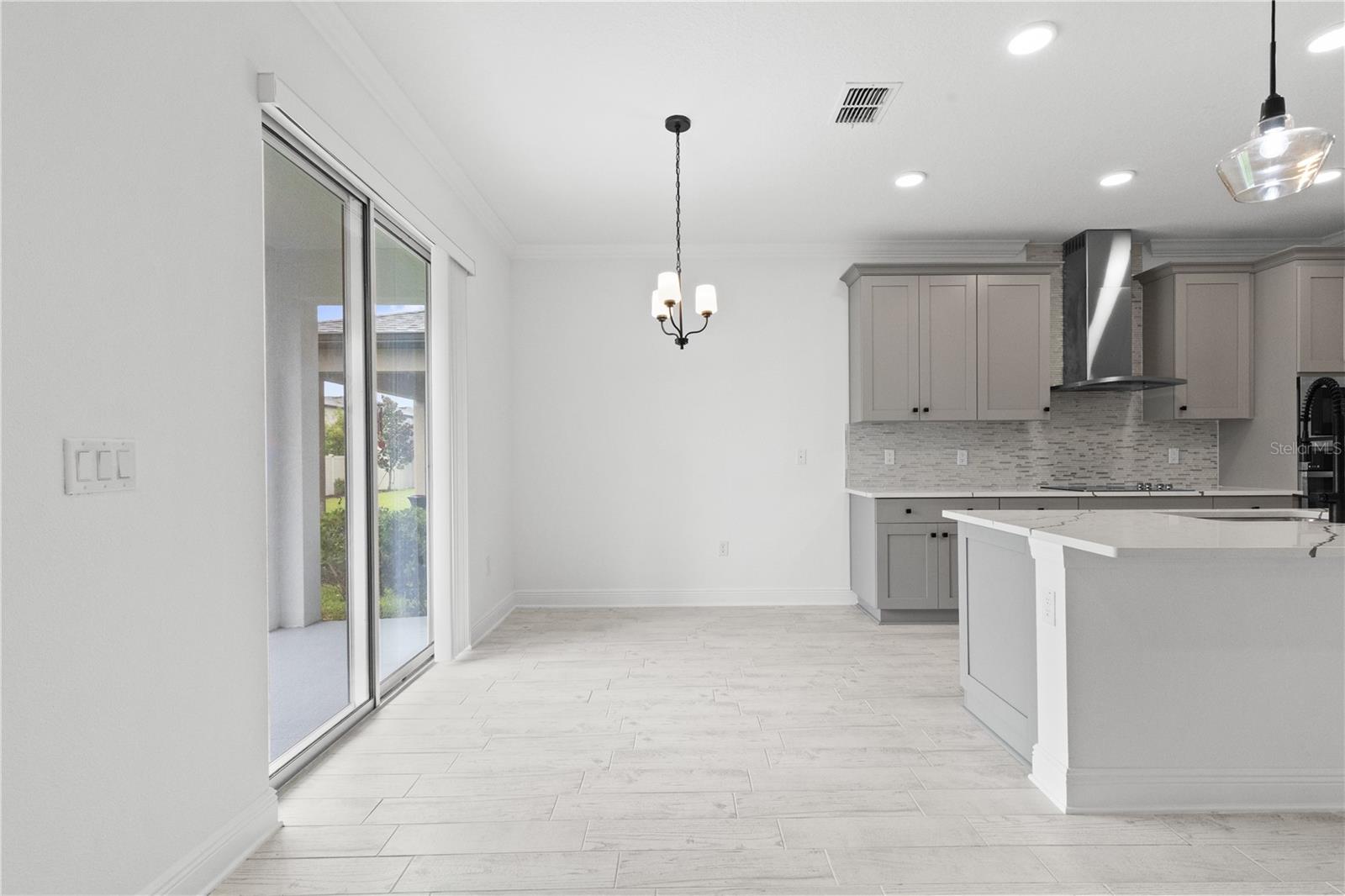 7421 Notched Pine Bnd Property Photo 16