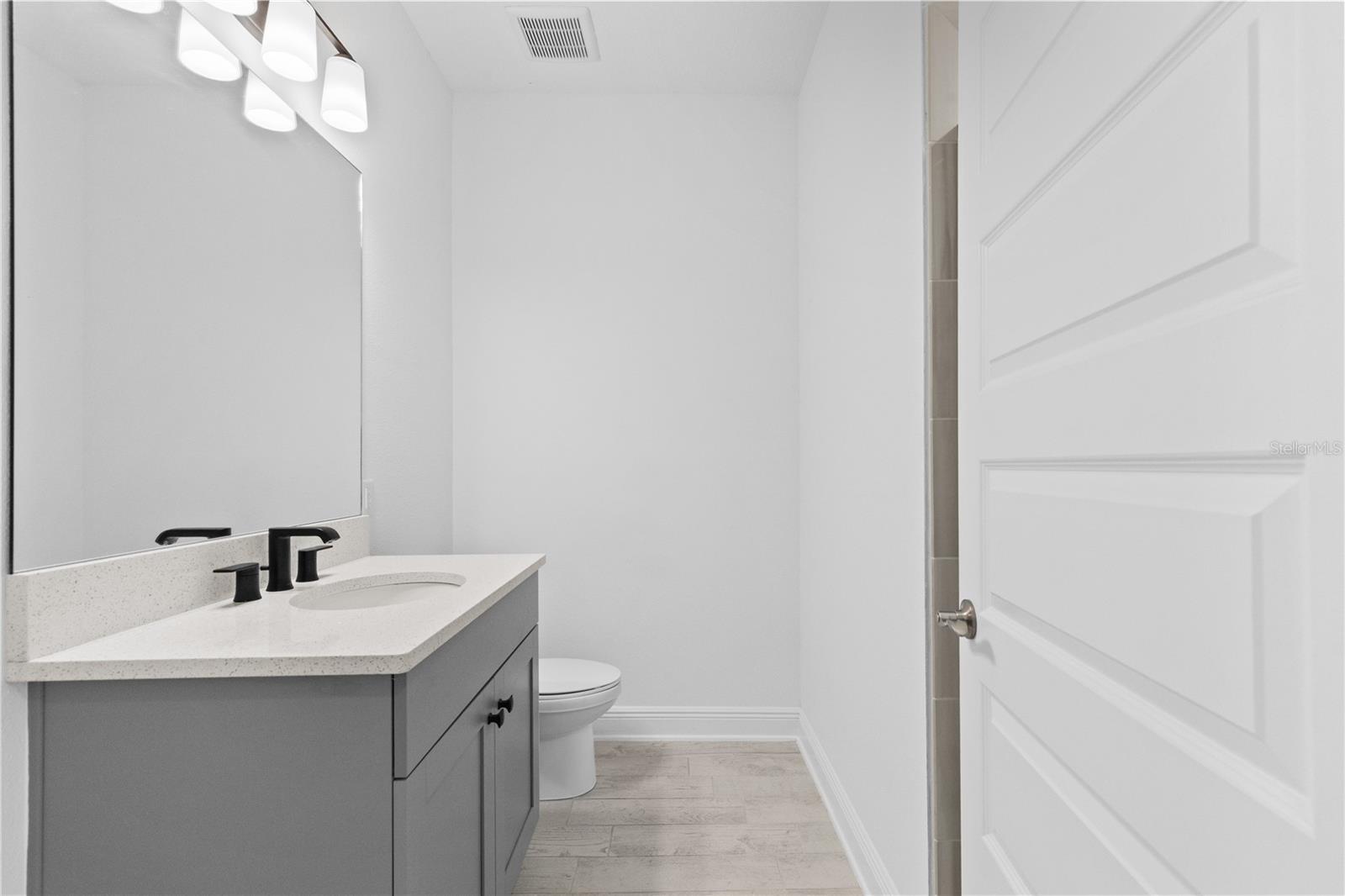 7421 Notched Pine Bnd Property Photo 22