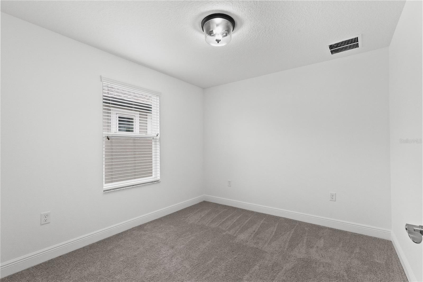 7421 Notched Pine Bnd Property Photo 44