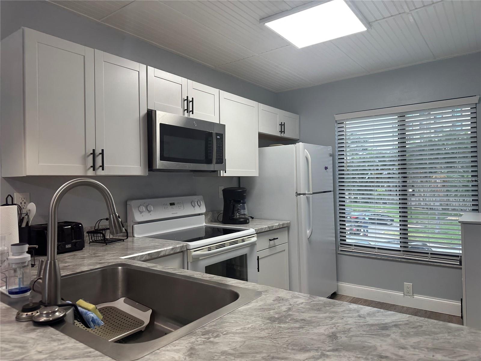 6335 Palma Del Mar Blvd S #221 Property Photo 8