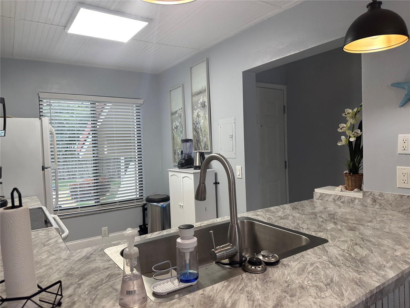 6335 Palma Del Mar Blvd S #221 Property Photo 9