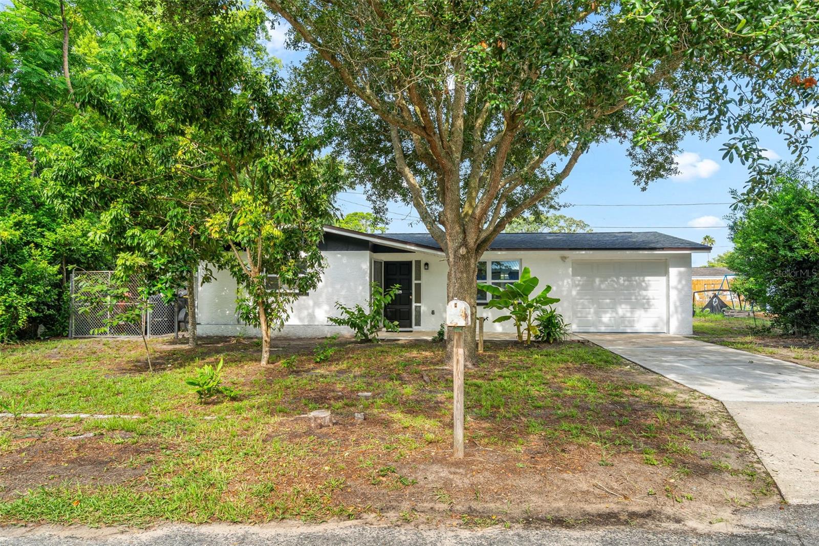 1651 Atlas Ln Property Photo 3
