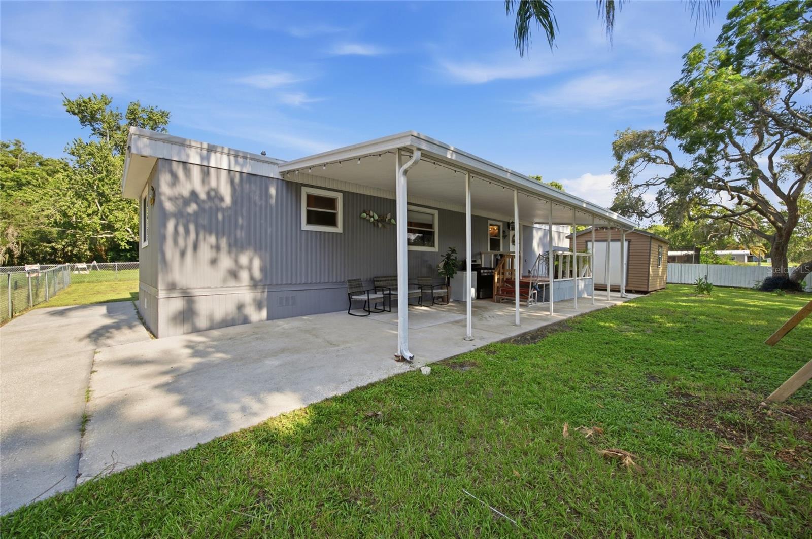 9605 Andy Dr Property Photo 2