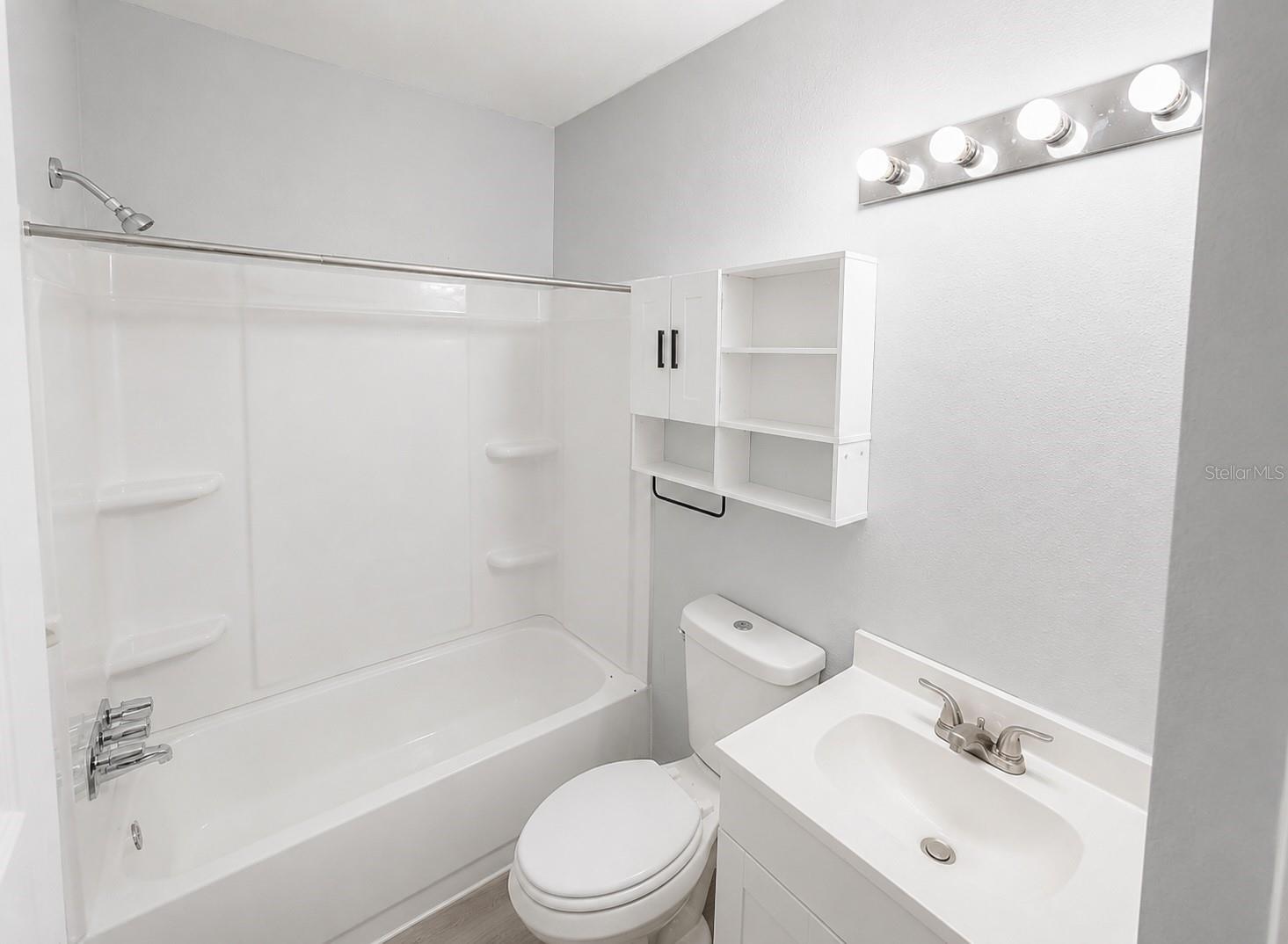 415 Avenue E Se Property Photo 9