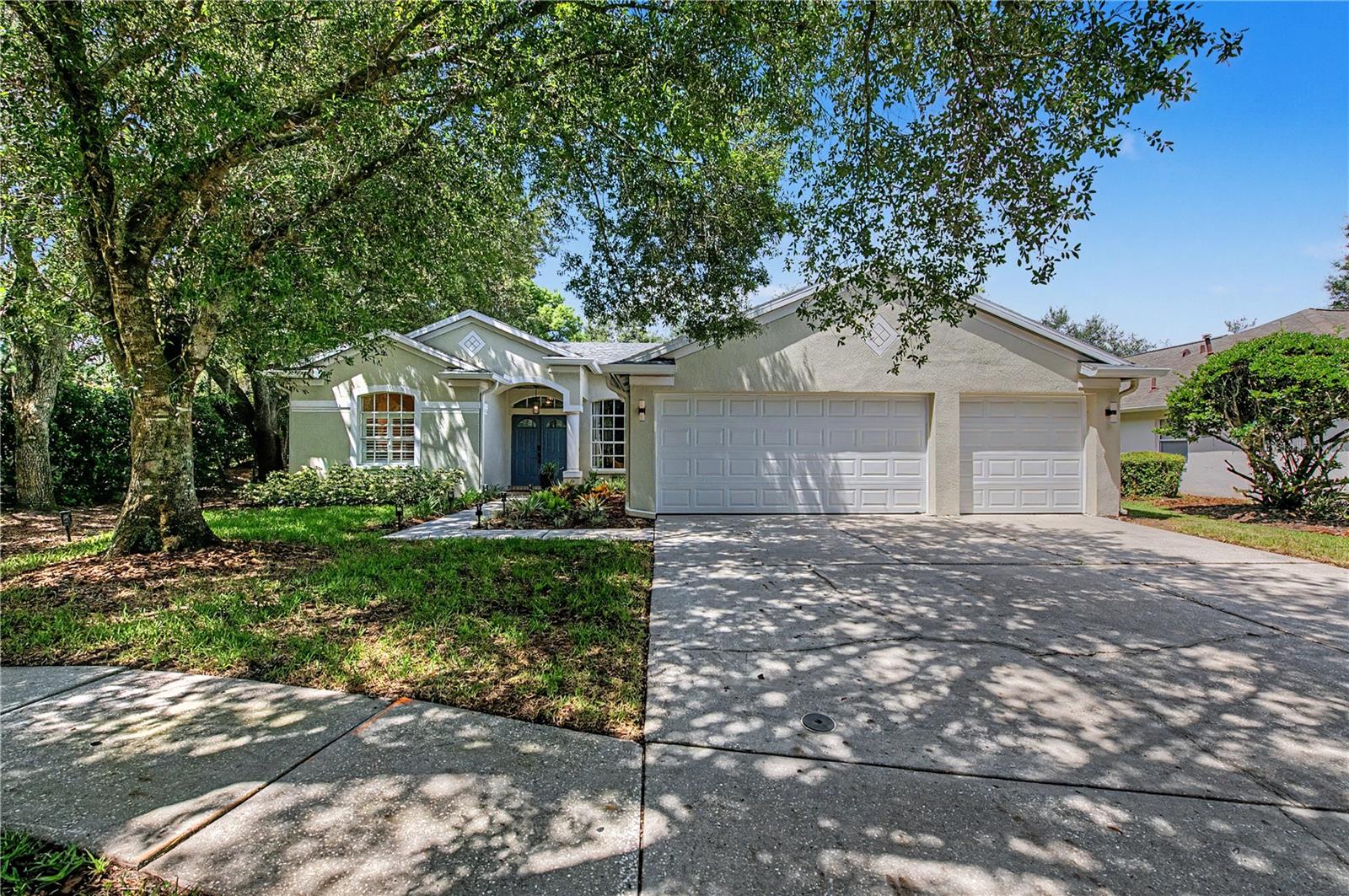 9402 Hunters Pond Dr Property Photo