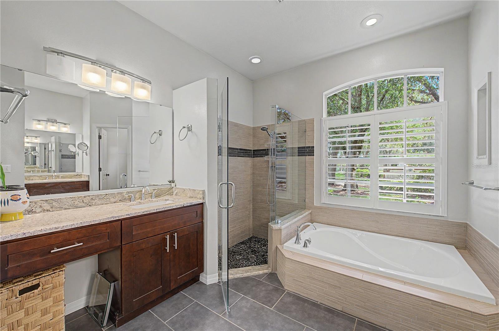9402 Hunters Pond Dr Property Photo 19