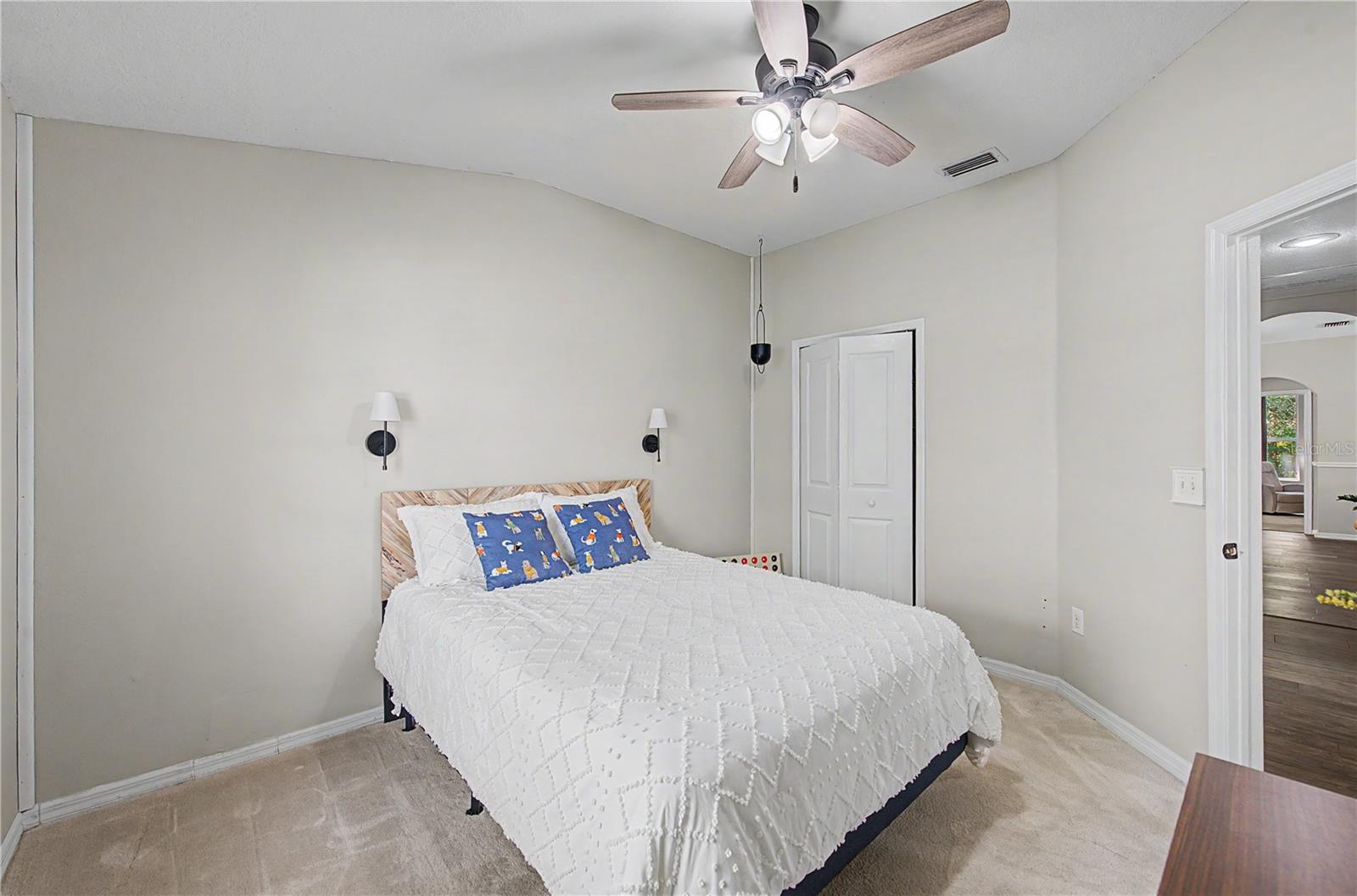 9402 Hunters Pond Dr Property Photo 25