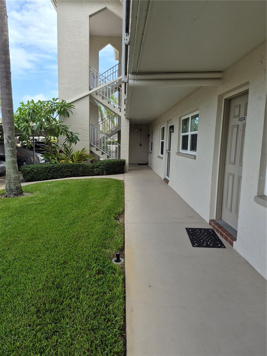 970 Virginia St #103 Property Photo 2