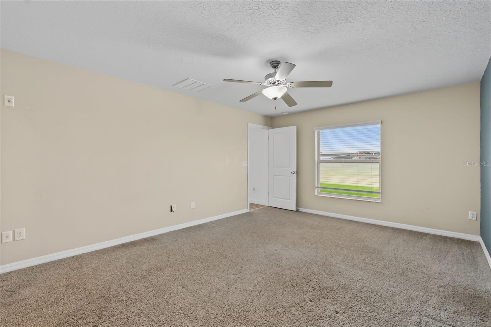 6317 Spider Lily Way Property Photo 13