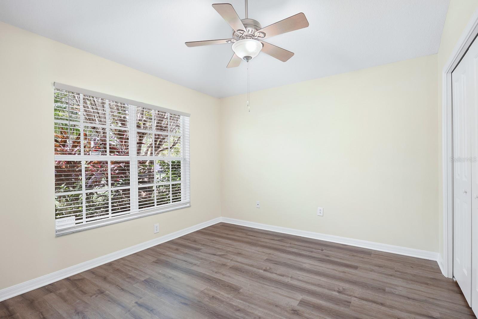 6328 Bridgecrest Dr Property Photo 3