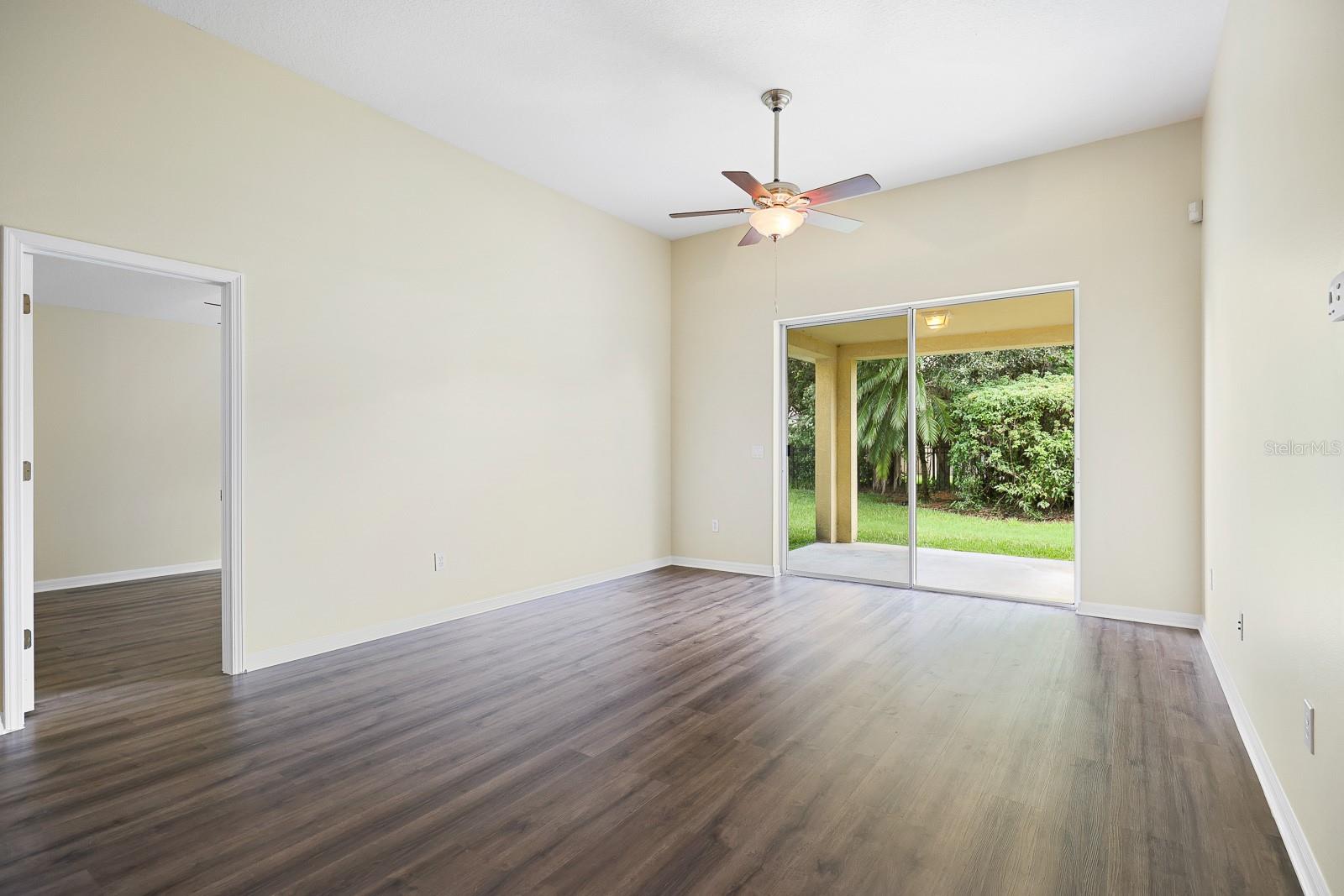 6328 Bridgecrest Dr Property Photo 14
