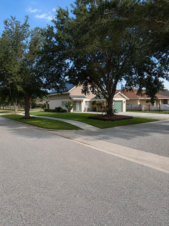 2328 Pleasure Run Dr Property Photo 3