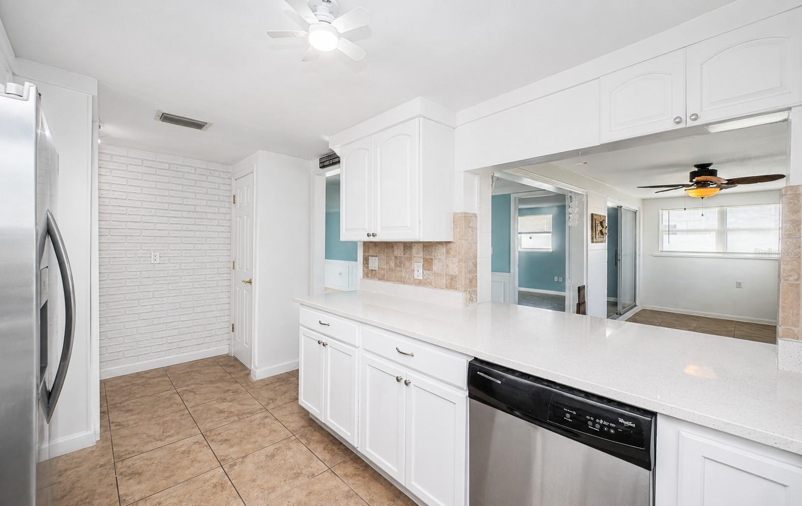 3627 Grayton Dr Property Photo 22