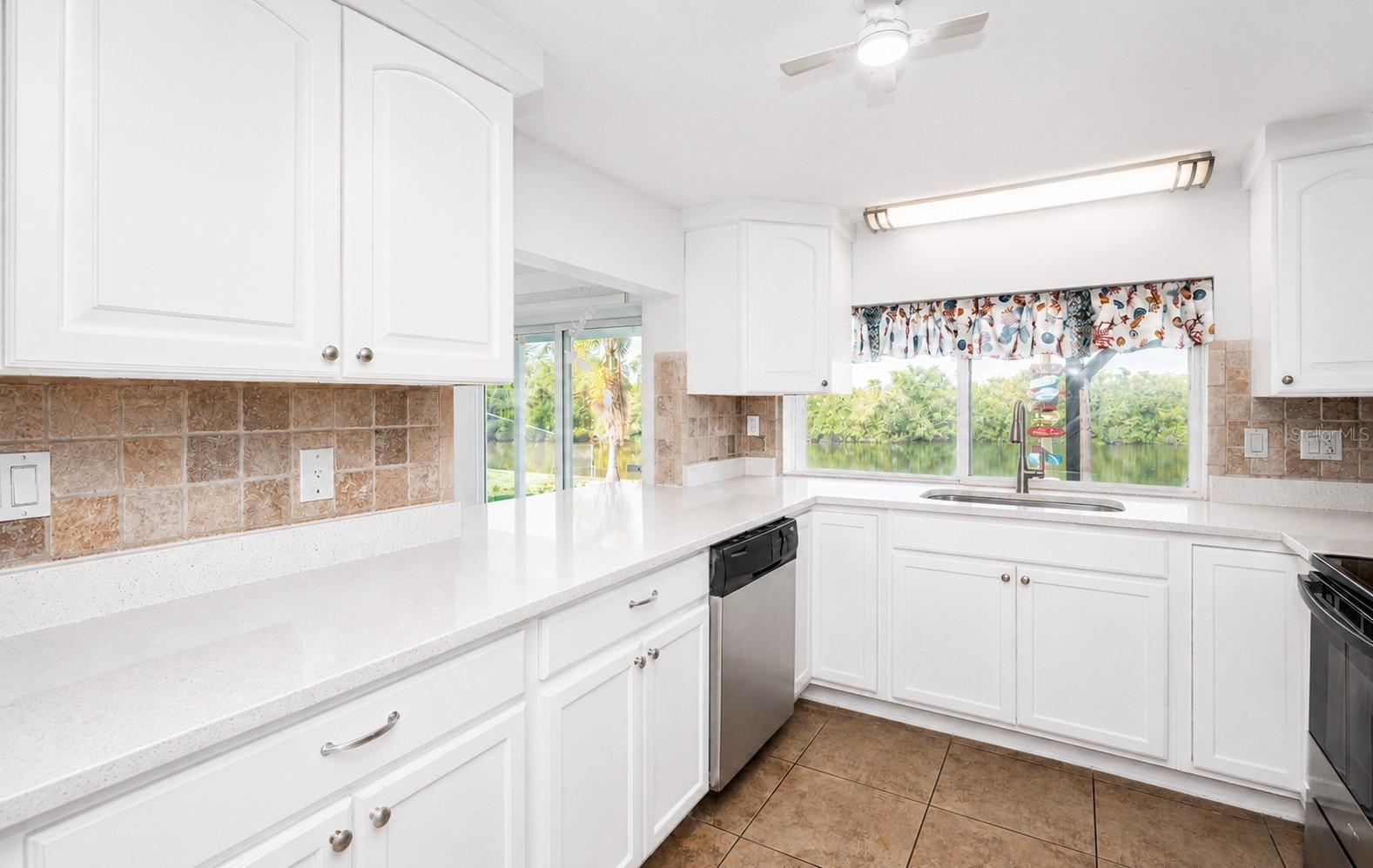 3627 Grayton Dr Property Photo 23