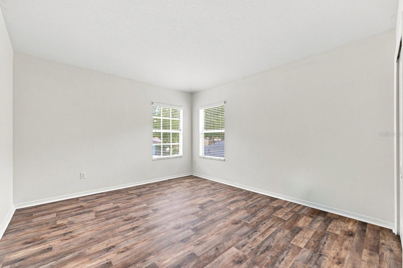 1717 Mosaic Forest Dr Property Photo 22
