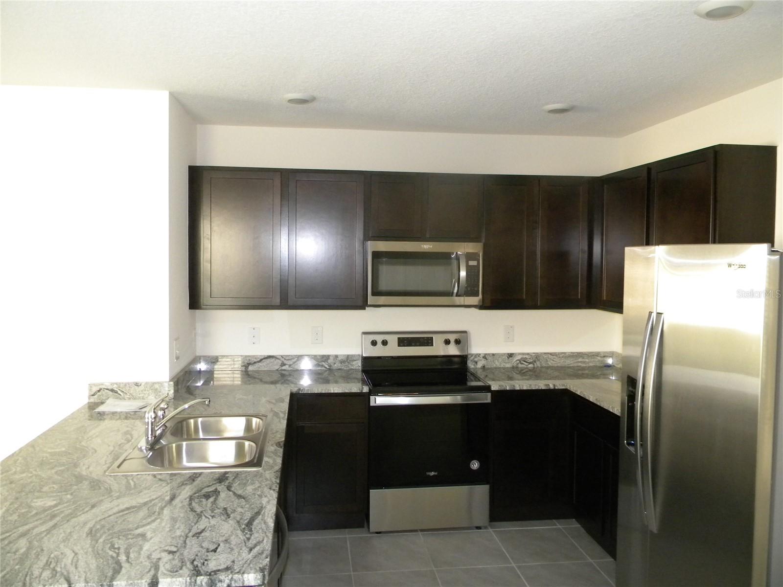 34274 Jasper Stone Dr Property Photo 3