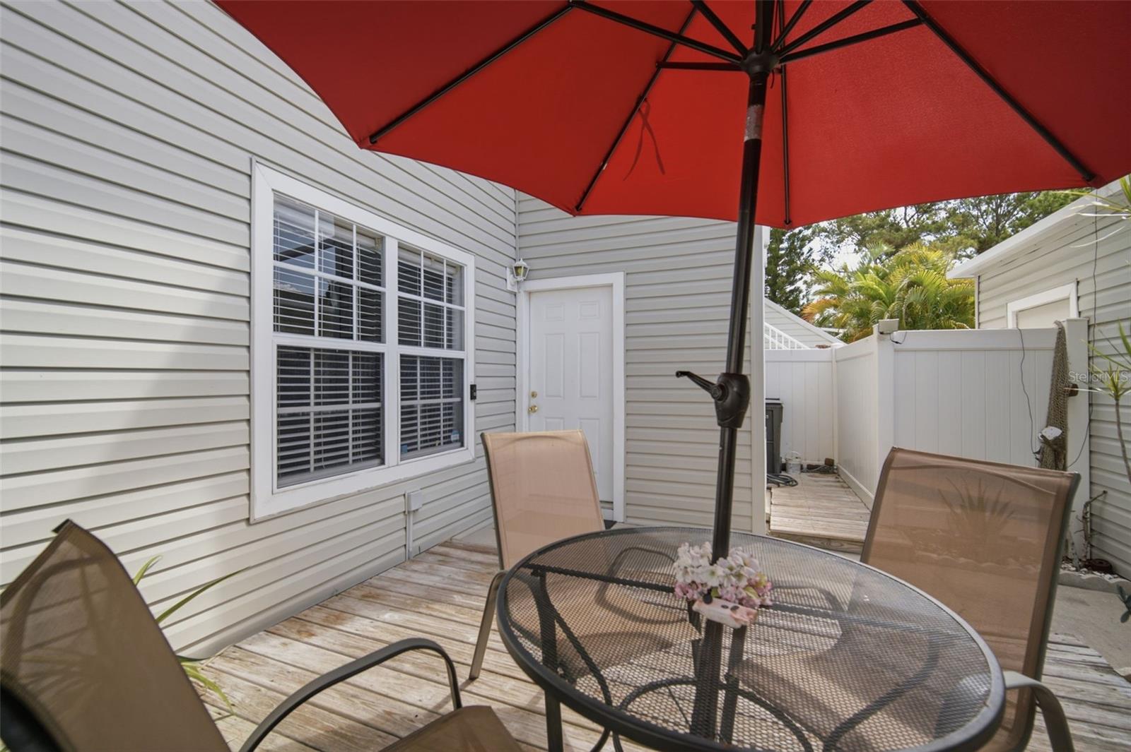 8350 Savannah Trace Cir #305 Property Photo 7