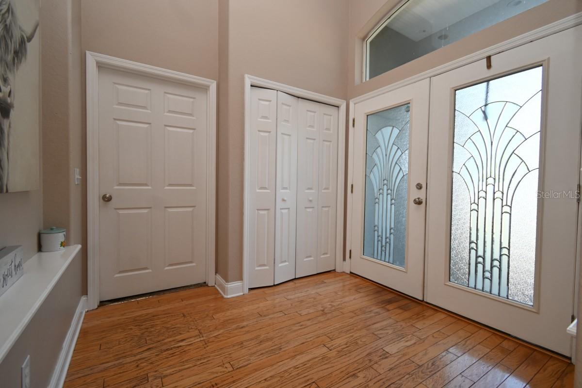 12106 Palm St Property Photo 4