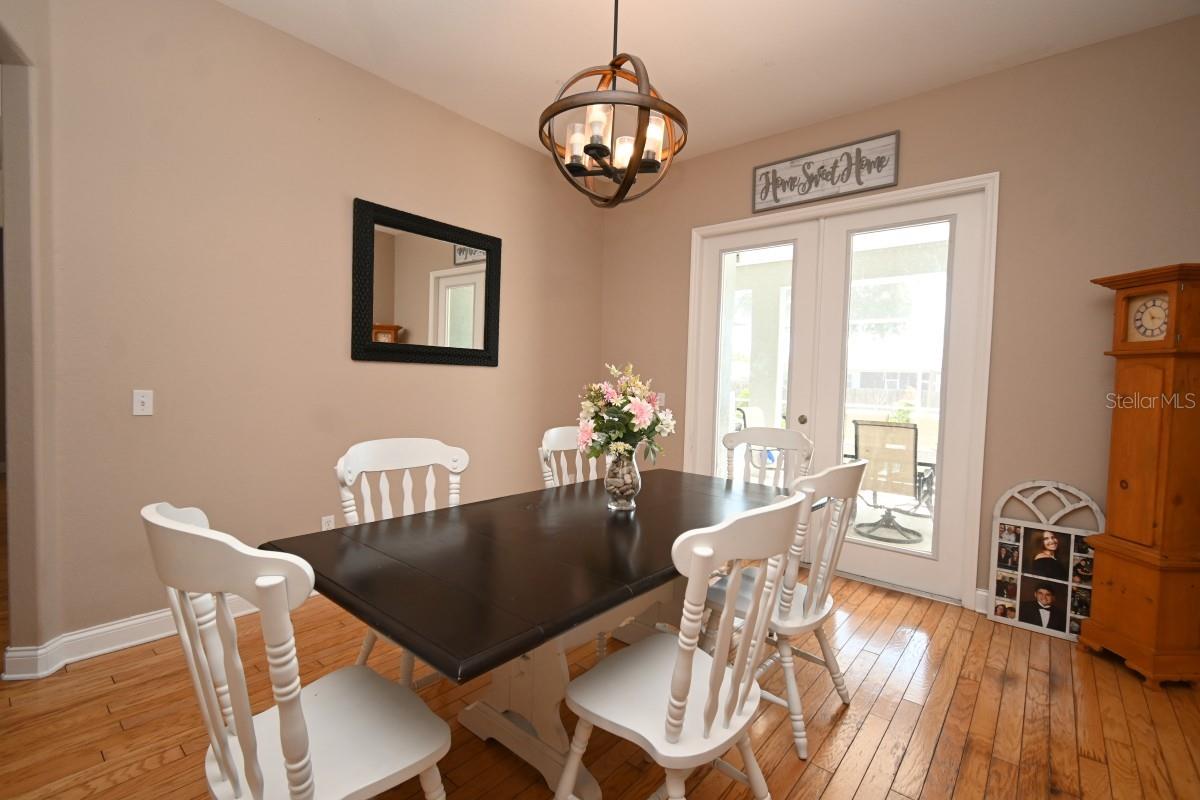 12106 Palm St Property Photo 14