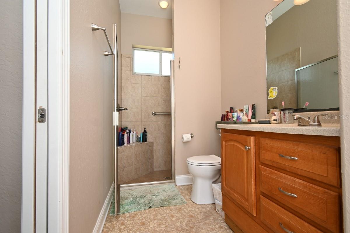 12106 Palm St Property Photo 29