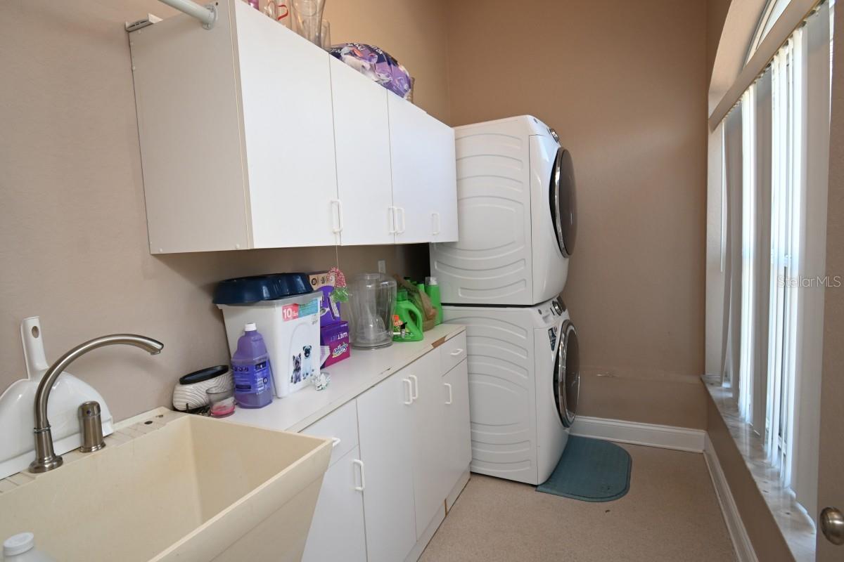 12106 Palm St Property Photo 30