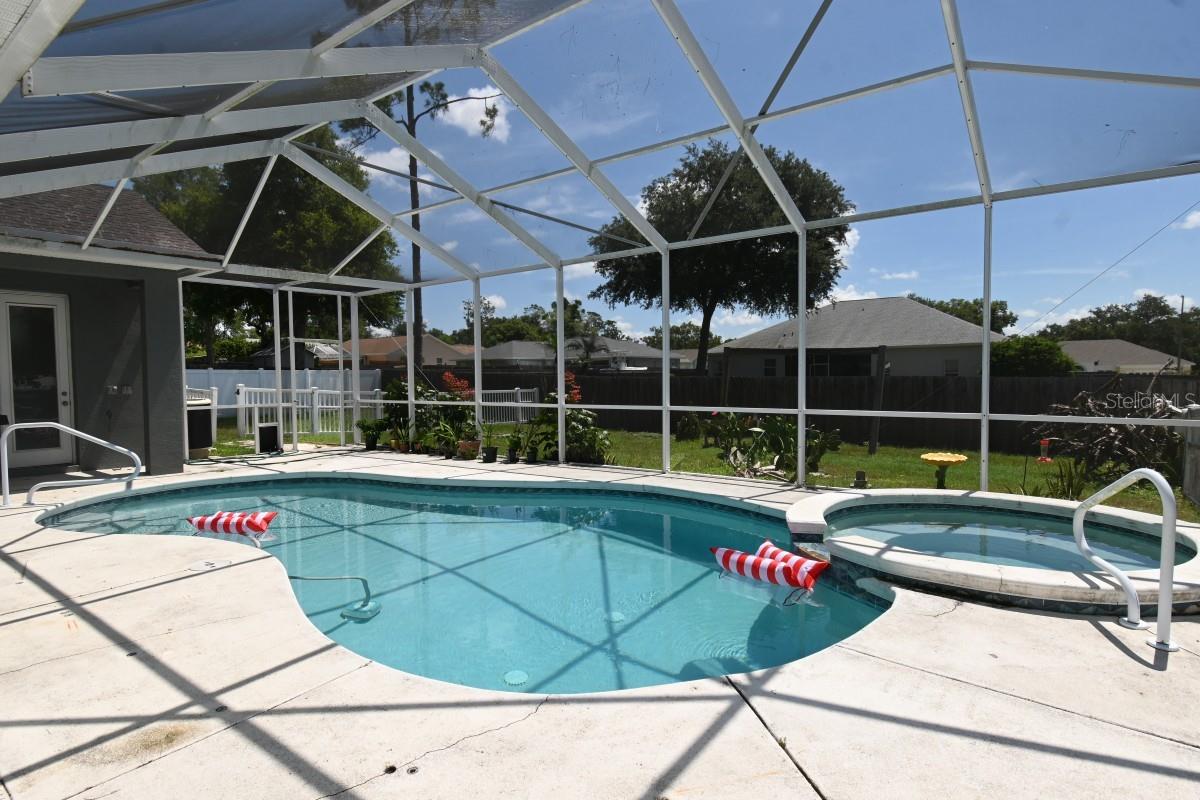12106 Palm St Property Photo 32