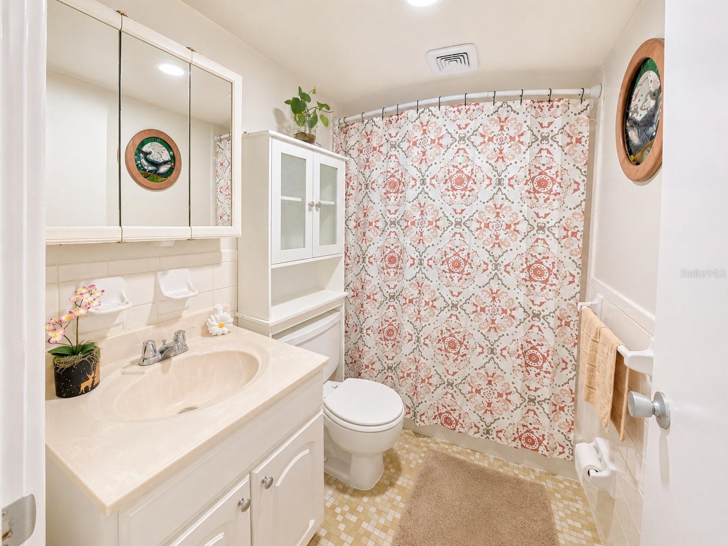 4746 Azalea Dr #109 Property Photo 7