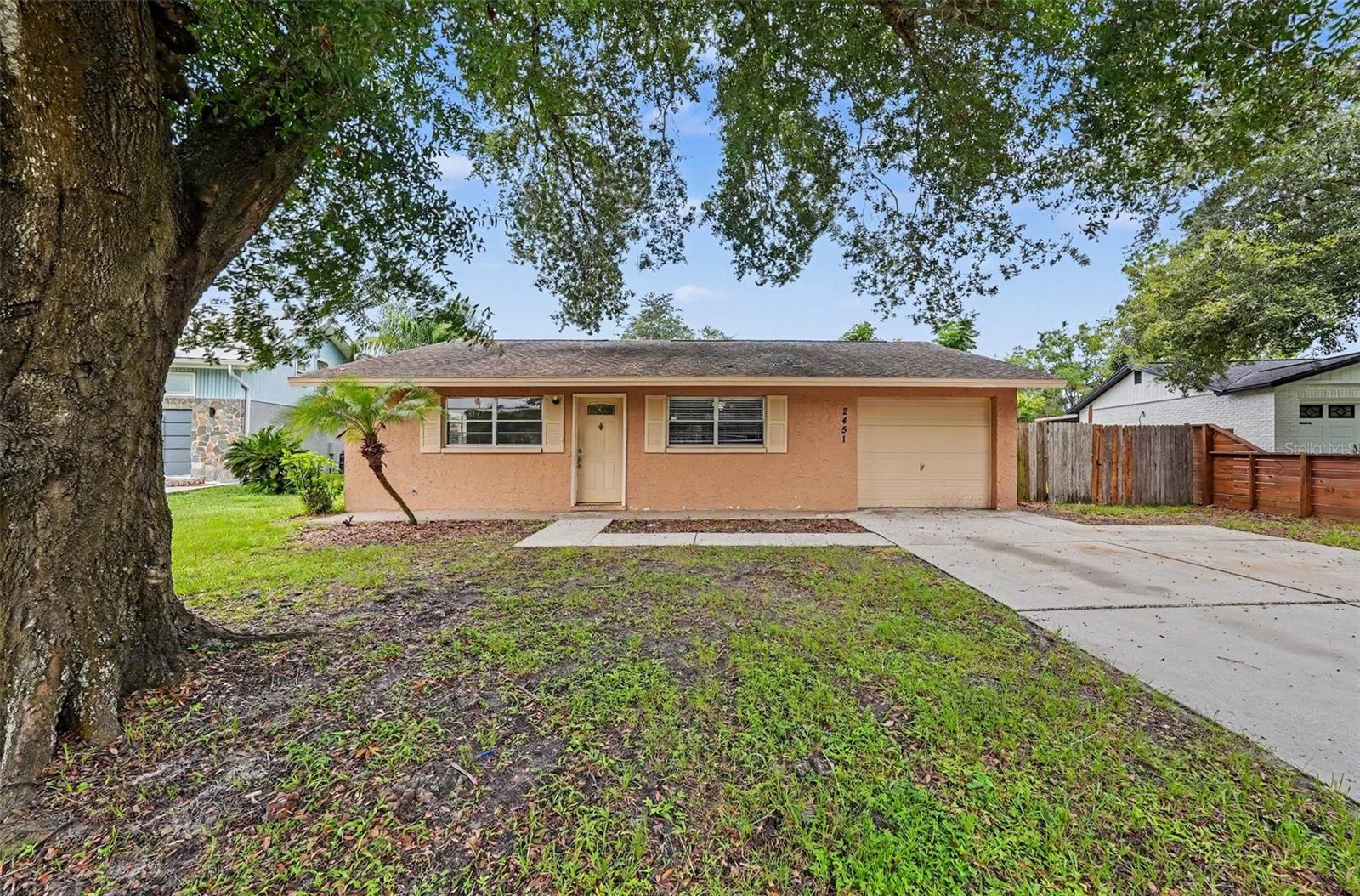 2451 Glenview Dr Property Photo 1