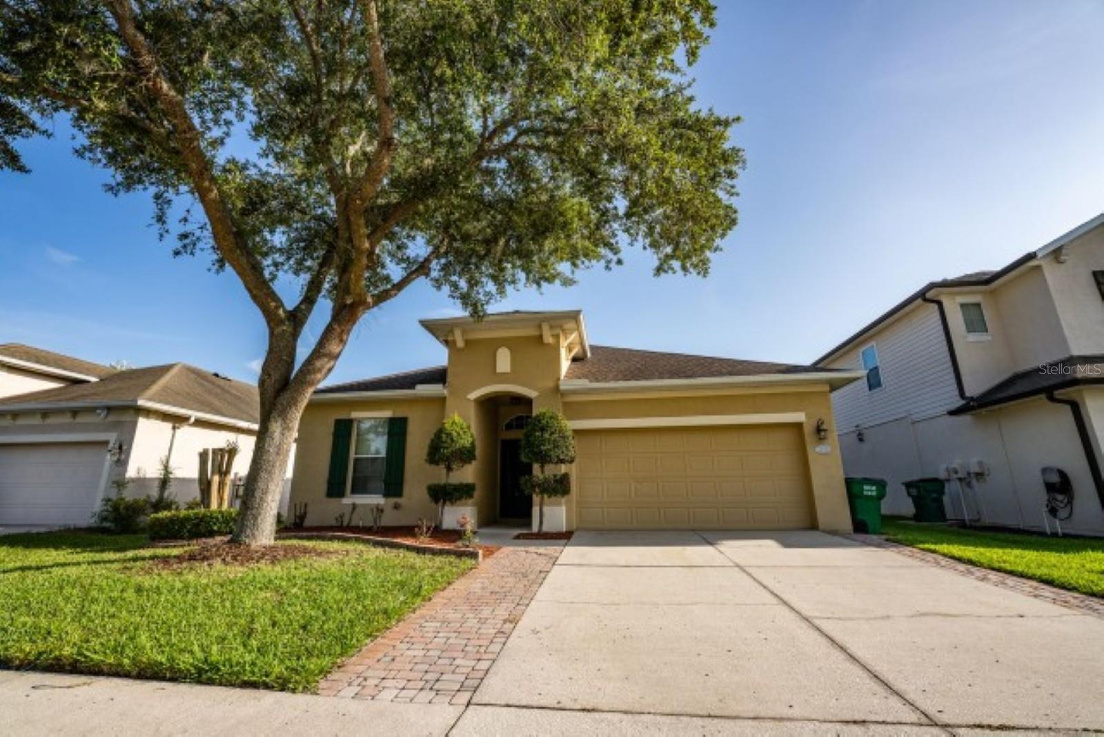 7627 Stoney Hill Dr Property Photo 4