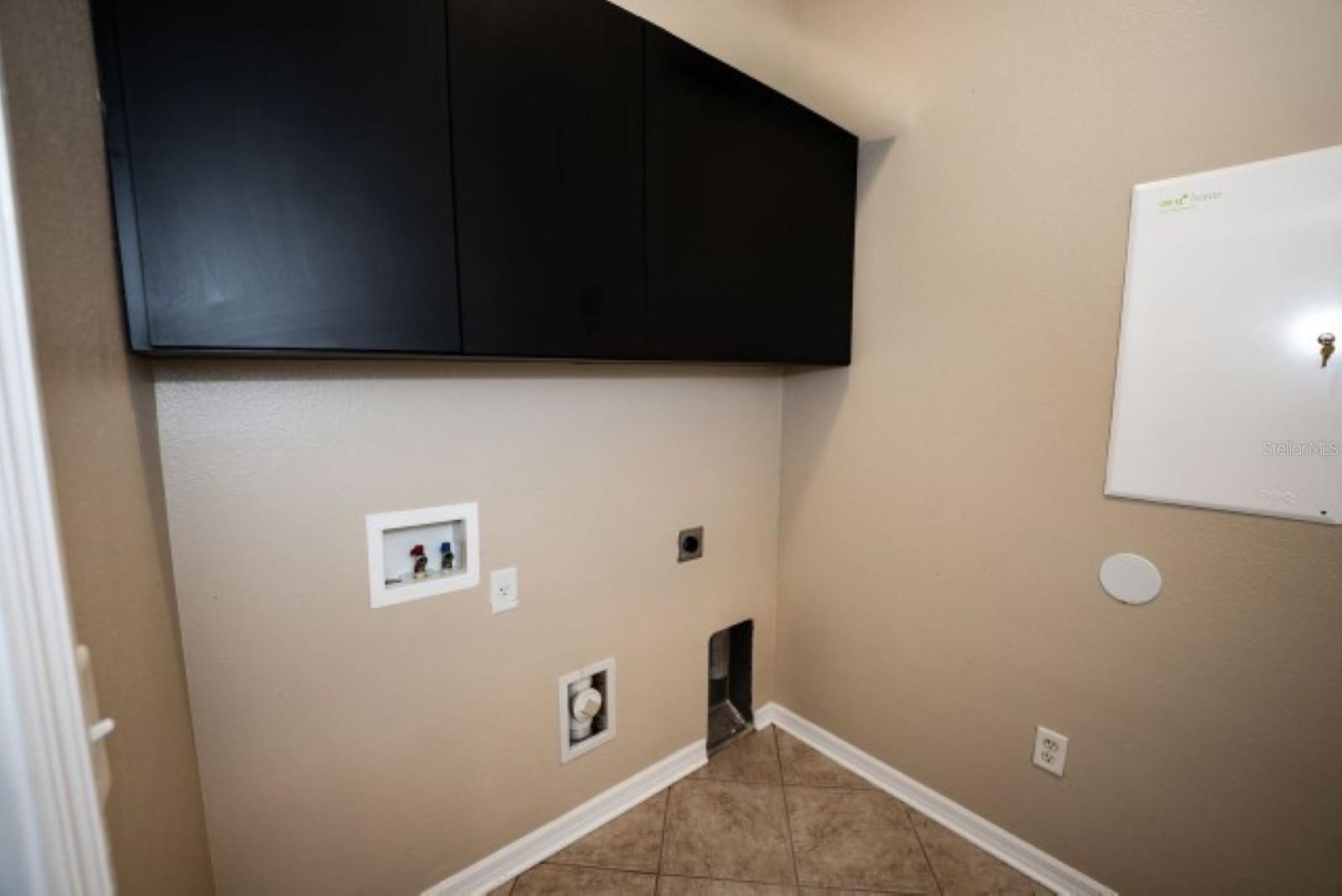 7627 Stoney Hill Dr Property Photo 19