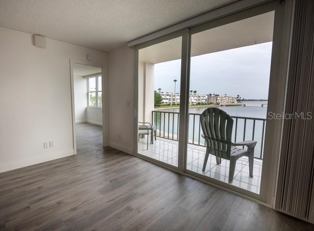 7401 Bay Island Dr S #237 Property Photo 10
