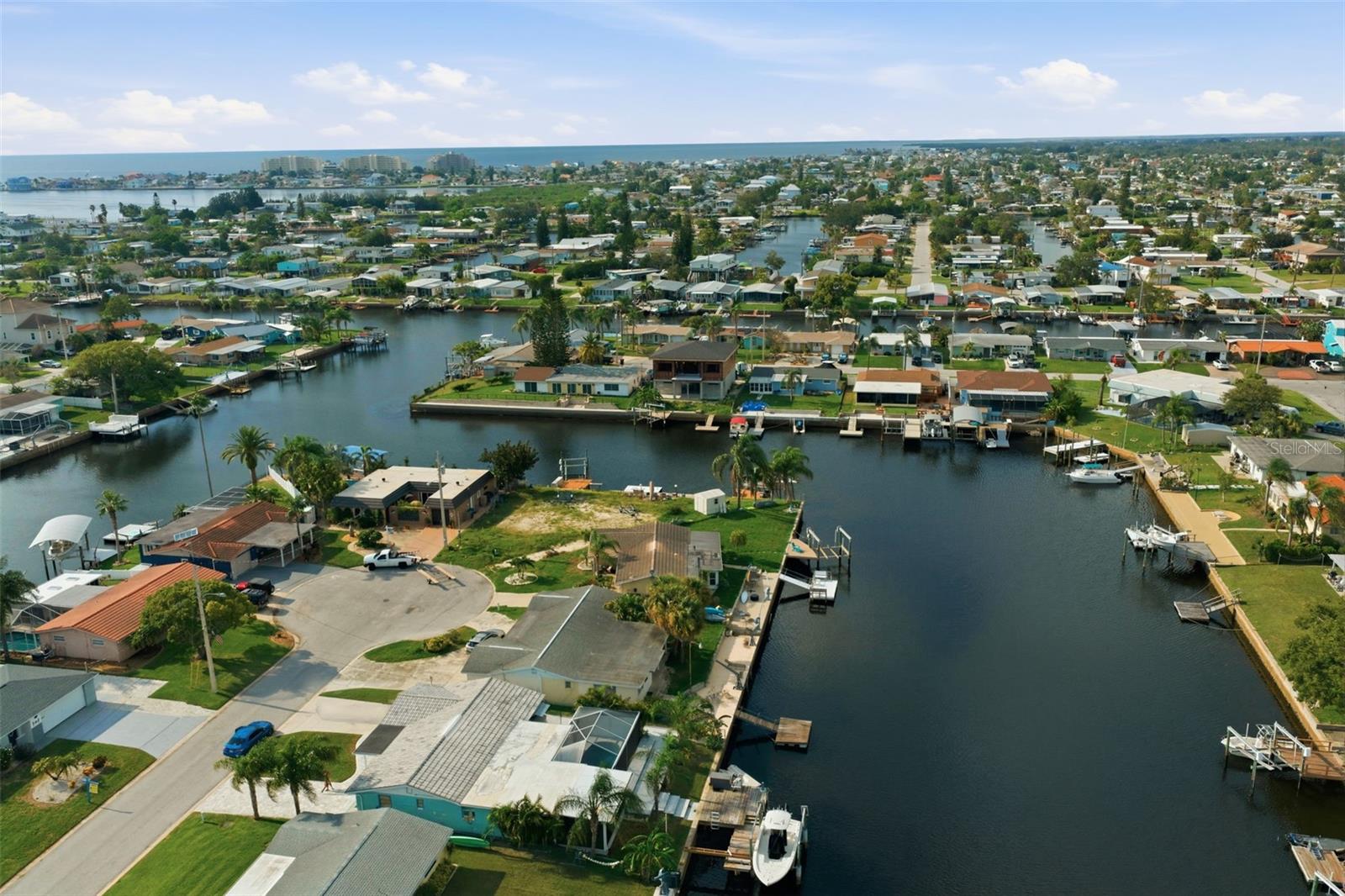 12816 4th Isle Property Photo 9