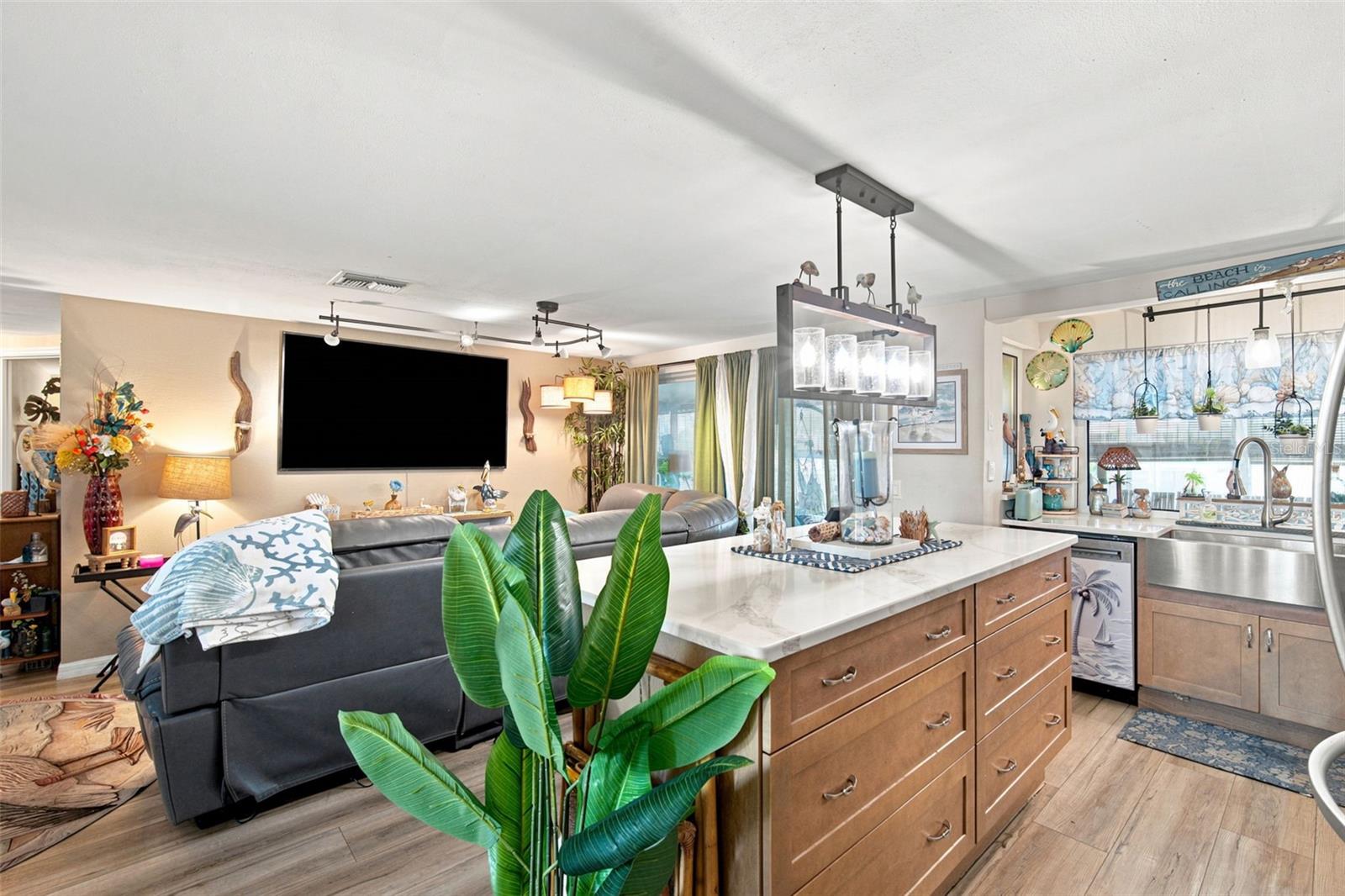 12816 4th Isle Property Photo 12